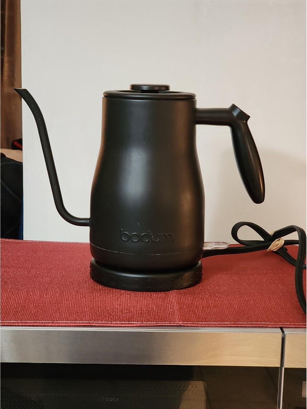 Bodum 34oz Bistro Electric  Kettle Precision Gooseneck Stainless Matte Black
